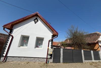 Casă cu 3 camere în Brateiu - 8