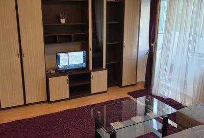 Apartament cu 2 camere decomandat, mobilat în Timpuri Noi