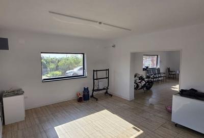 Casă cu 6 camere cu Teren 580 Mp în Podari - 11