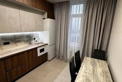 Apartament cu 2 camere decomandat în Gorjului - 3