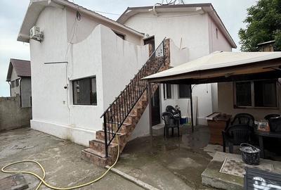 Casă cu Teren 230 Mp în Central - 1