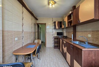 Apartament cu 3 camere decomandat în Faleză - 9