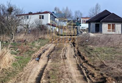 Teren de 400 mp, în Central
