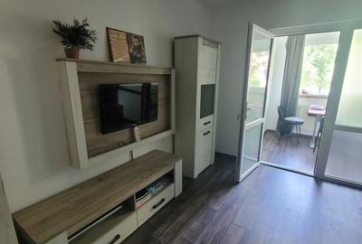 Apartament cu 2 camere decomandat în Florești - 1