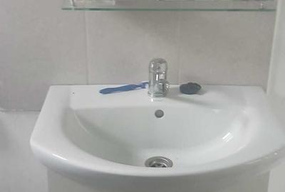 Casă cu 2 camere în Central