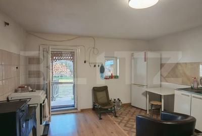 Casă cu 3 camere cu Teren 1824 Mp în Moldovenești