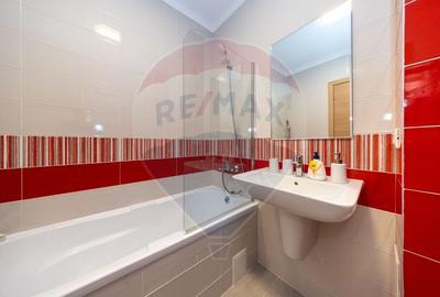Apartament cu 2 camere semidecomandat în Tractorul - 11