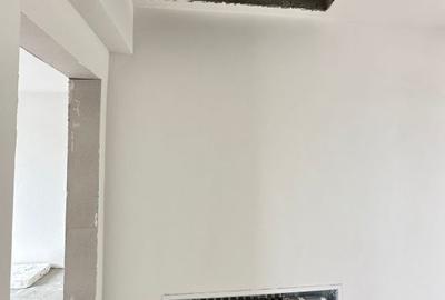 Casă cu 3 camere cu Teren 400 Mp în Central