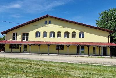 Casă cu 10 camere cu Teren 1000 Mp în Băile 1 Mai - 5