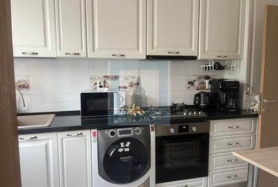 Apartament cu 2 camere decomandat, mobilat în Tractorul - 2