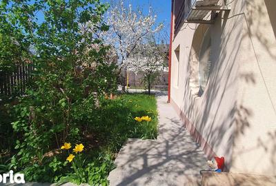 Casă cu 5 camere decomandat cu Canalizare în Theodor Pallady - 8