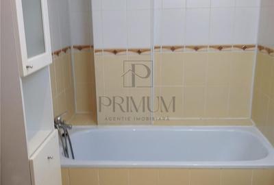 Apartament cu 3 camere decomandat în Est