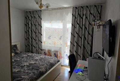 Apartament cu 3 camere decomandat în Central - 1