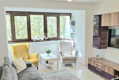 Apartament cu 2 camere decomandat, mobilat în Central