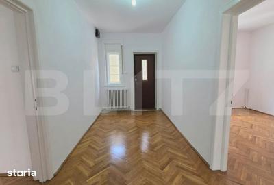 Apartament cu 3 camere decomandat în Iosefin
