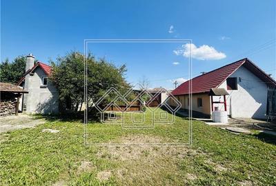 Casă individuală cu 4 camere cu Teren 1800 Mp în Roșia - 5