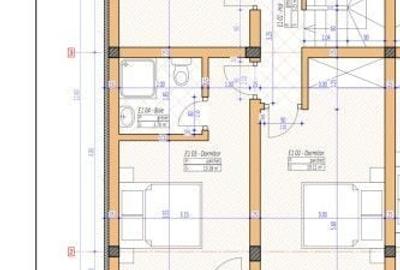 Casă cu 4 camere cu Teren 125 Mp în Central