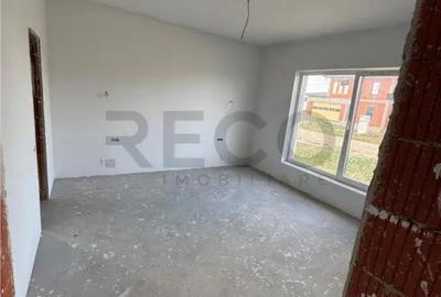Casă cu 4 camere cu Teren 500 Mp în Sântandrei - 11