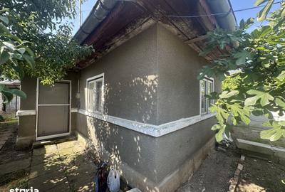 Casă cu 3 camere cu Teren 128 Mp în Malu Roșu