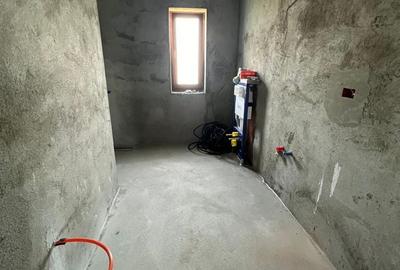 Casă cu 4 camere cu Teren 1500 Mp în Săcălășeni - 2