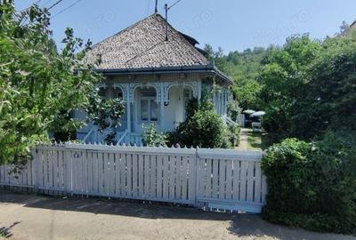 Casă cu 3 camere în Bălțătești - 3