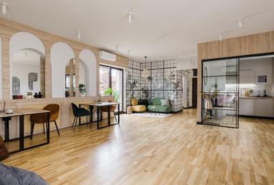 Apartament cu 4 camere decomandat, mobilat în Primăverii