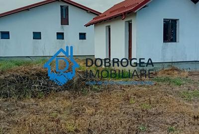 Casă individuală cu 5 camere cu Teren 1000 Mp în Murighiol - 2