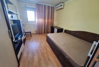 Garsonieră semidecomandată în Micro 21 - 1