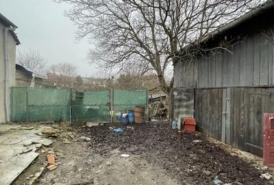 Casă cu 2 camere în Central