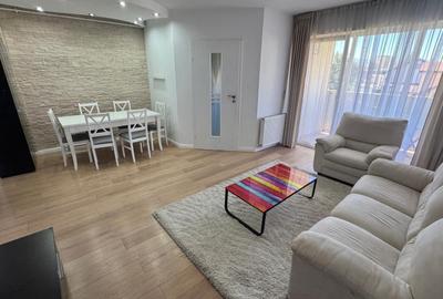 Apartament cu 3 camere decomandat, mobilat în Turnișor