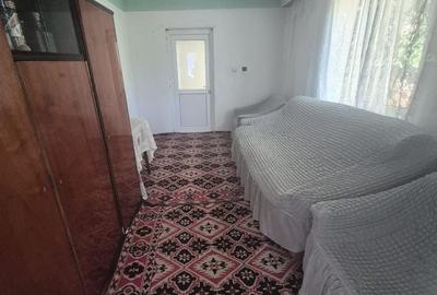 Casă cu 3 camere cu Teren 1132 Mp în Tomești - 1