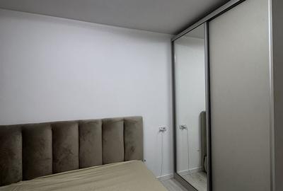 Apartament cu 2 camere decomandat în Torontalului