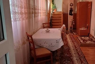 Casă cu Teren 430 Mp în Poșta - 2