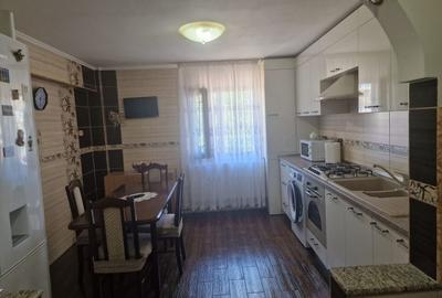 Apartament cu 2 camere decomandat în Central - 3