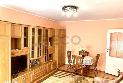 Apartament cu 3 camere în Decebal