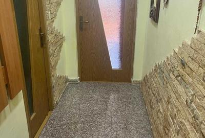 Apartament cu 2 camere decomandat în Decebal