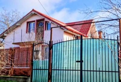 Casă cu Teren 830 Mp în Chiriacu