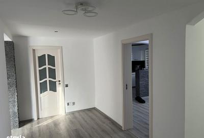 Casă cu 4 camere cu Teren 350 Mp în Central - 5
