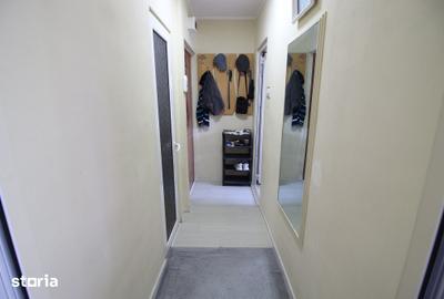 Apartament cu 2 camere semidecomandat în Micro 19