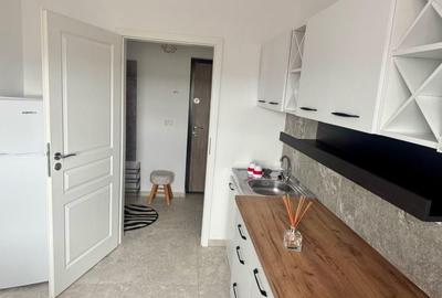 Apartament cu 2 camere decomandat în Valea Adâncă