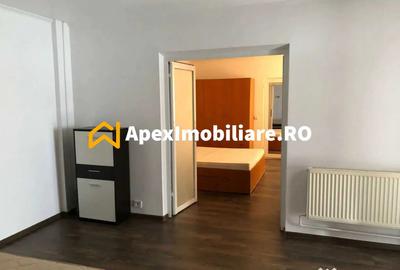 Apartament cu 2 camere semidecomandat în Apărătorii Patriei - 2