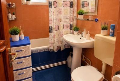 Apartament cu 3 camere decomandat în Tomis Nord - 10