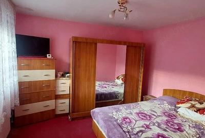 Casă cu Teren 1163 Mp în Valea Seacă - 1
