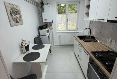 Apartament cu 2 camere în 22 Decembrie 1989 - 1