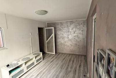 Apartament cu 3 camere semidecomandat în Vest - 5