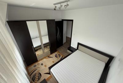 Apartament cu 3 camere decomandat în Girocului - 6