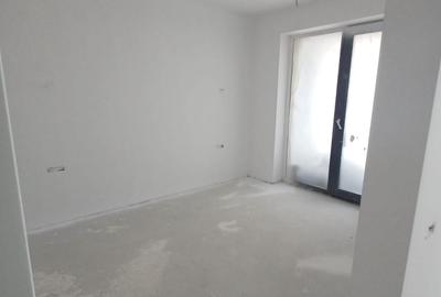 Apartament cu 2 camere semidecomandat în Răcădău - 2