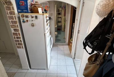Apartament cu 3 camere decomandat în Nerva Traian