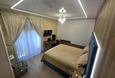 Apartament cu 3 camere decomandat în Central - 4