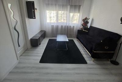Apartament cu 2 camere semidecomandat în Central - 1